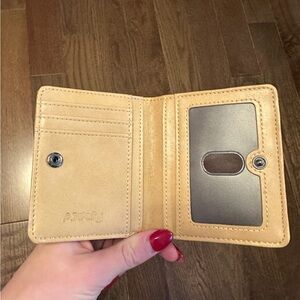 Tan Wallet